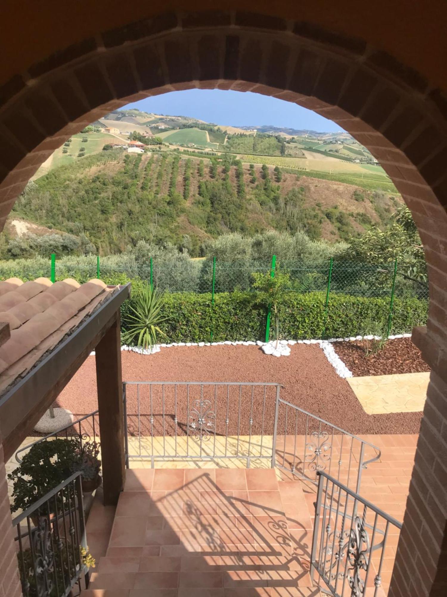 Agriturismo Cerquatonda Montalto delle Marche Ngoại thất bức ảnh